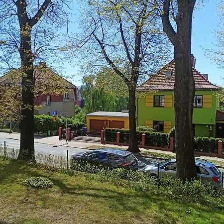 شقة Slowackiego 41 *